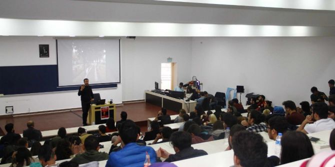 Şarkıcı Ercan Saatçi Saü’de Söyleşiye Katıldı