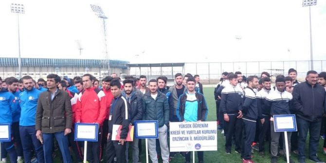 Kyk, Üniversitelileri Sahada Buluşturdu