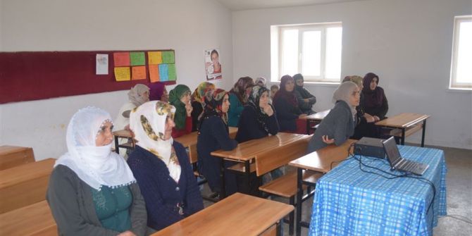 Bingöl’de Velilere Seminer Verildi