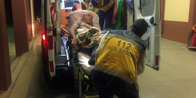 Tartıştığı Babasını Göğsünden Bıçakladı