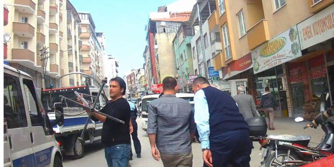 Zabıta Kaldırım İşgaline İzin Vermiyor