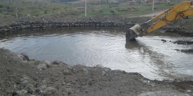Yaykın Mahallesinin Göleti Temizlendi