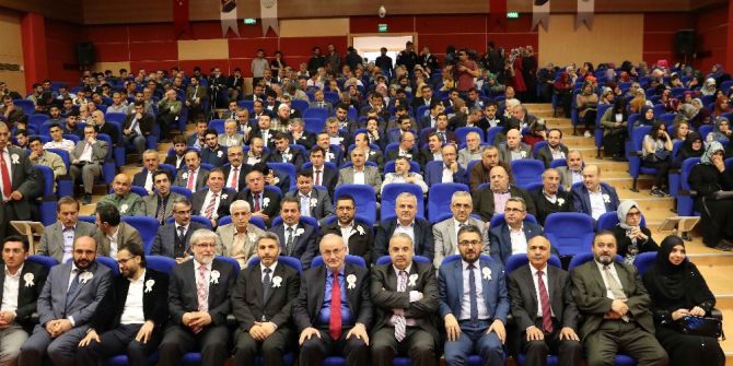 Kbü’de “Hz. Peygamber Ve Güven Toplumu” Konferansı
