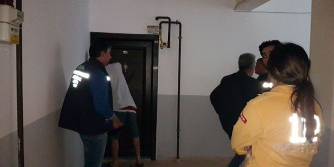 Doğalgaz Kaçağı Apartman Sakinlerini Ayağa Kaldırdı