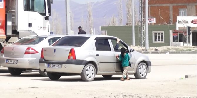 Suriyeliler Yaşamak İçin Ölümü Göze Alıyor