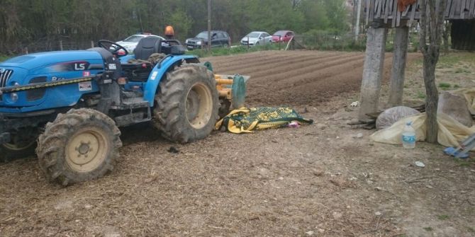 Sakarya’da Kolunu Tarım Makinesine Kaptıran Adam Hayatını Kaybetti