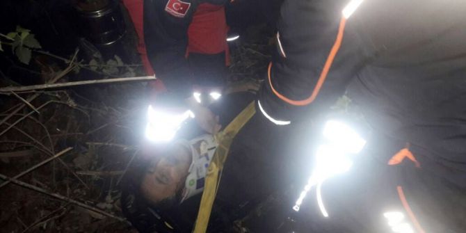 Uçurumdan Düşen Şahsı Afad Ve Umke Ekipleri Kurtardı