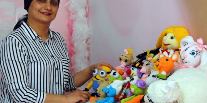 Torunu İçin Örmeye Başladı, Meslek Sahibi Oldu