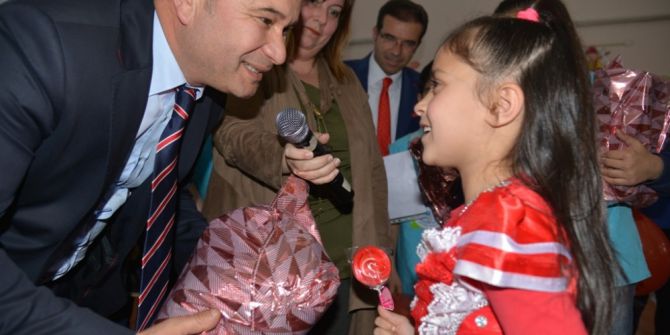 Melikgazi Belediyesi Çocuk Meclisi’nden Dilek Ağacı Projesi