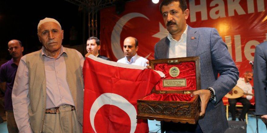 Eyyübiye Belediyesi Demokrasi Şehitlerini Unutmadı