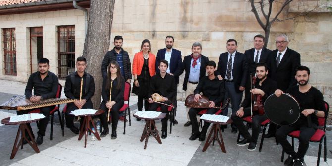 Tmdk Öğrencilerinden “Seslenişler” Adlı Müzik Dinletisi