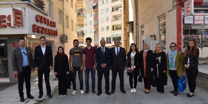 Manisalı Esnaflara Türkçe Tabela Kullanmaya Teşvik