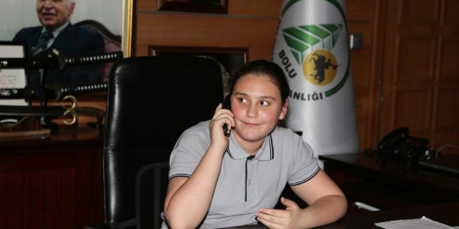Bolu Belediye Başkanlığı Koltuğuna 7. Sınıf Öğrencisi Oturdu