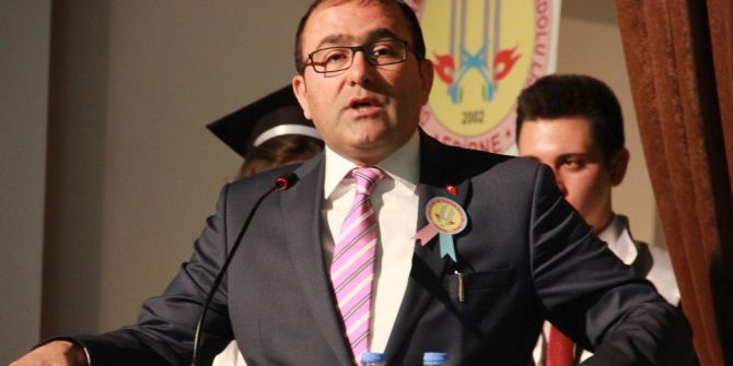 Dr. Sadık Ahmet Mesleki Ve Teknik Anadolu Lisesi’nde Mezuniyet Sevinci