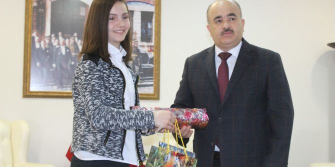 Küçük Vali Asyun Arabacı “Bu Koltuğu O Kahramanlara Borçluyum”