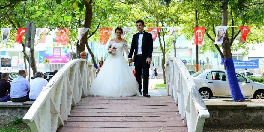 Önceden Tarihini Alan Çiftlerin Nikahı Sezen Aksu Parkı’nda Kıyılacak