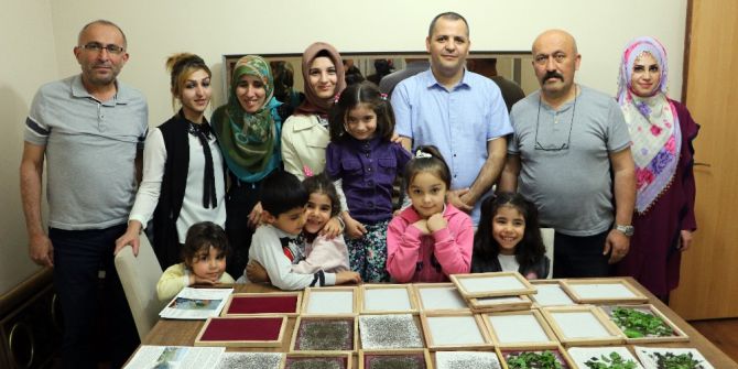 Evlerinde İpek Böceği Yetiştirerek 6 Bin Lira Kazanacaklar