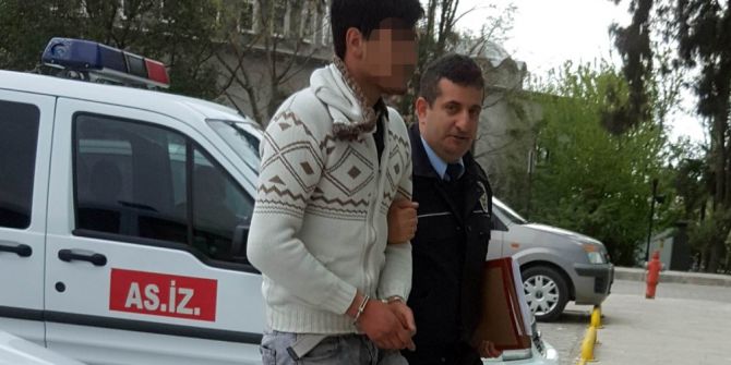 Evlerin Su Saatini Çaldı