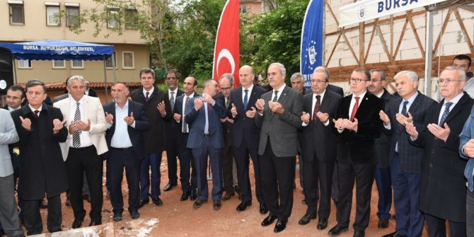 6 Asırlık Cami İlk Günkü İhtişamına Kavuştu