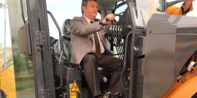 Talas Belediyesi’ne 7 Milyonluk İş Makinesi