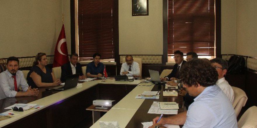 Bayburt’ta Doğal Taş Bilgilendirme Toplantısı