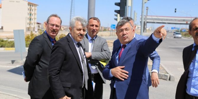 Niğde Belediye Başkanı Faruk Akdoğan;