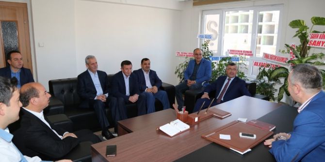 Başkan Akdoğan’dan Siyasi Parti Ve Stk’lara Teşekkür Ziyareti