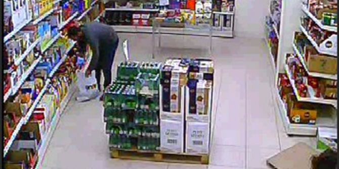 Mama Ve Peynir Hırsızı Kamerada