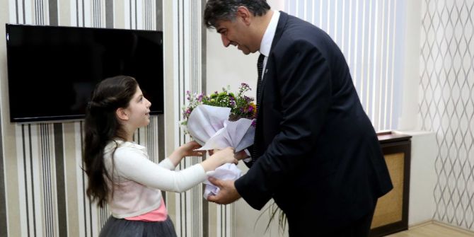 Rektör Polat, Koltuğunu Ceylin Yılmaz’a Devretti