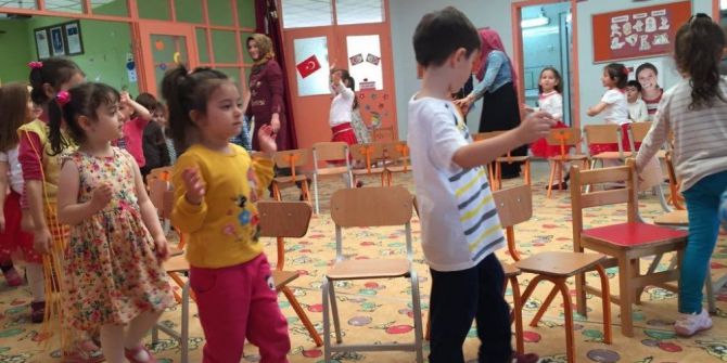 Ilgaz’lı Miniklerin 23 Nisan Çoşkusu