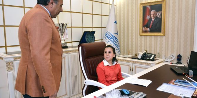 Ceylanpınar’da Başkanlık Koltuğuna İlkokul Öğrencisi Devraldı
