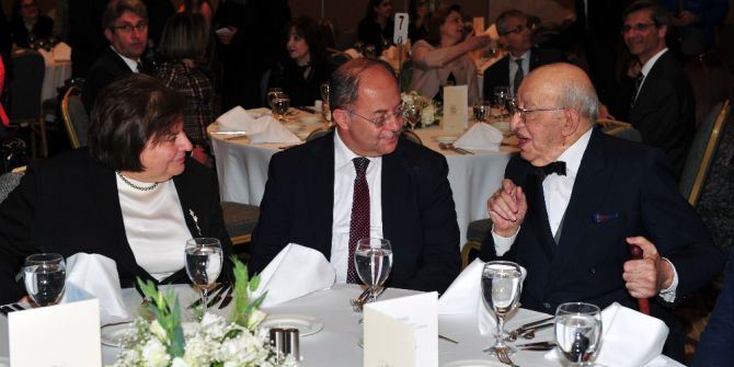 Türkiye Milli Pediatri Derneğinden Bakan Akdağ’a Onur Ödülü