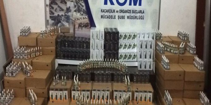 Antalya’da 1 Milyon Liralık Elektronik Sigara Ele Geçirildi