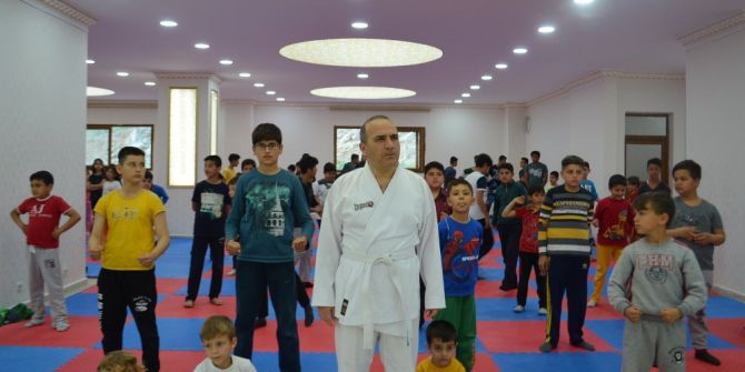 Kaymakam Ve Belediyeden Spor Seferberliği