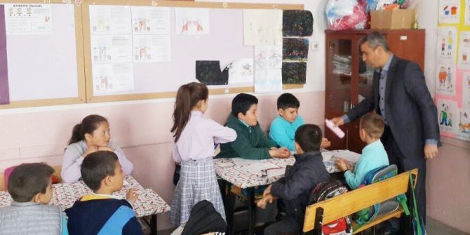 İlkokulda 40 Hadis Ezberleme Yarışması