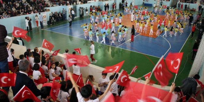 Tekden İlkokulu’nda 23 Nisan Coşkusu