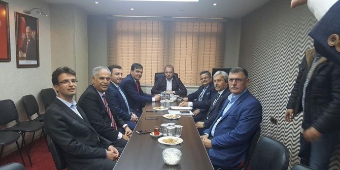 Ak Parti Bilecik İl Başkanlığında Belediye Başkanları Bir Araya Geldi