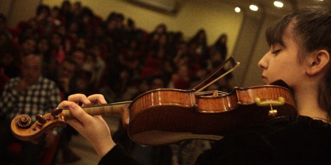 16 Yaşındaki Müzisyenin Dünya Başarıları Gençlere İlham Veriyor