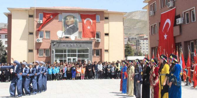 Hakkari’de Tarihi Heyecan
