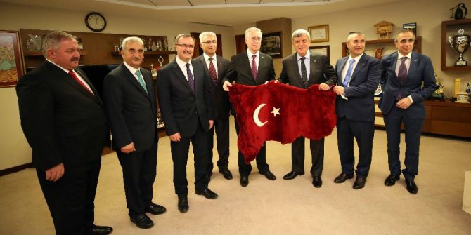 Başkan Karaosmanoğlu: “Osb’ler Üretimin Kalbidir’’