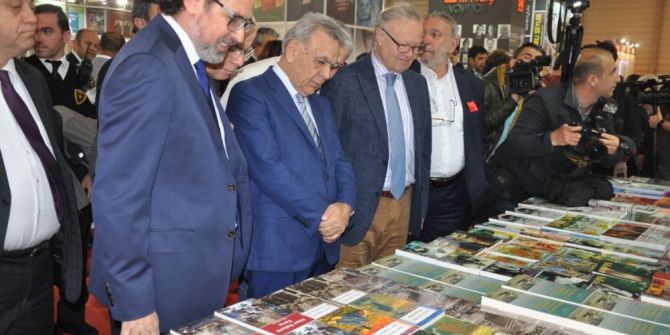 İzmir Kitap Fuarı 22. Kez Açıldı