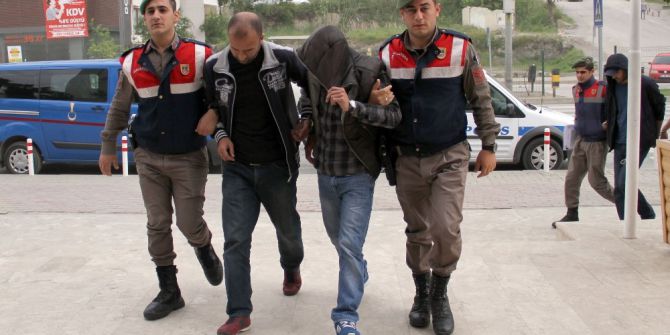 Jandarmadan Eve Uyuşturucu Baskını