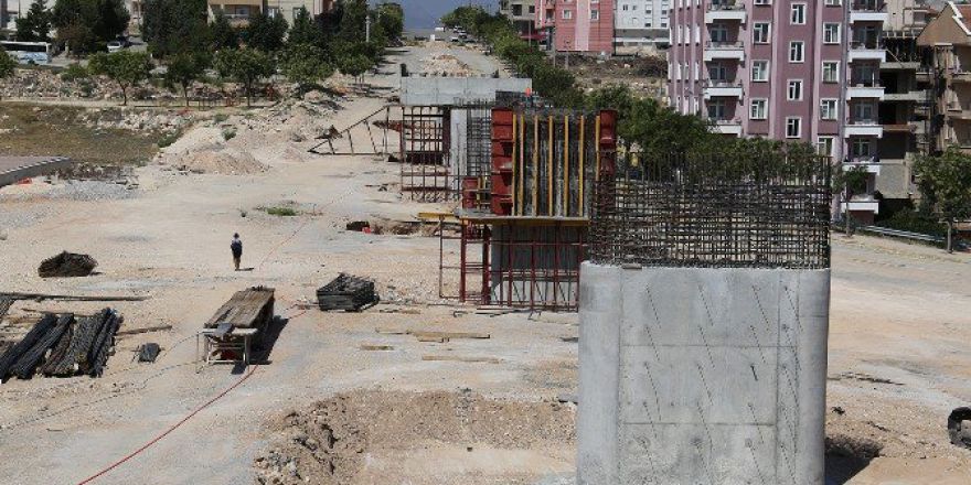 Karaman’da Köprülü Kavşak Çalışması