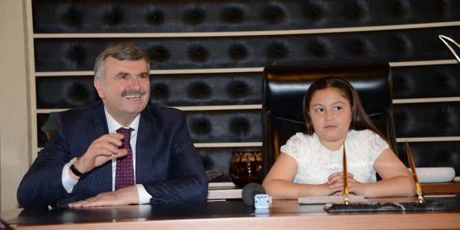 23 Nisan’da Büyükşehir Belediye Başkanı Emine Zümra Sarıbaş Oldu