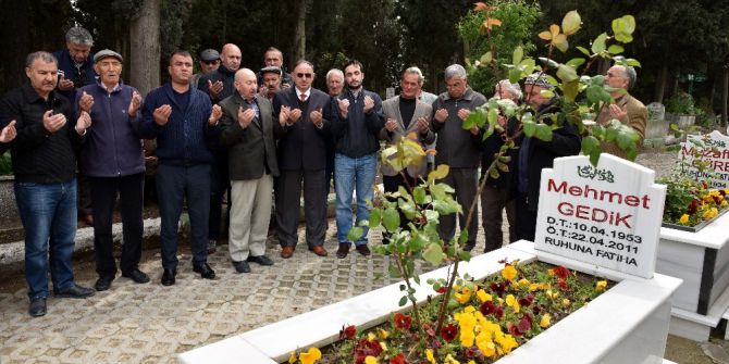 Gedik Mezarı Başında Anıldı