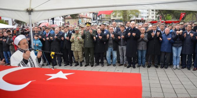 Ordu Şehidini Uğurladı