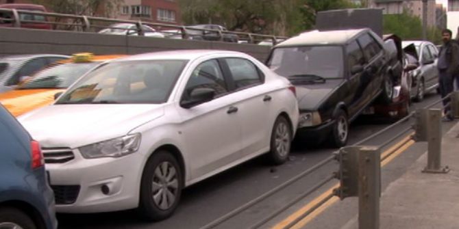 Başkent’te 4 Araç Birbirine Girdi