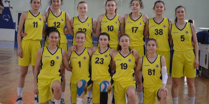 Fenerbahçe Finalleri Garantiledi