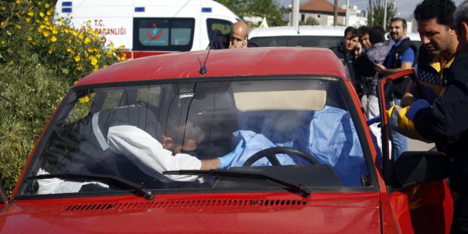 Antalya’da Otomobilde Şüpheli Ölüm