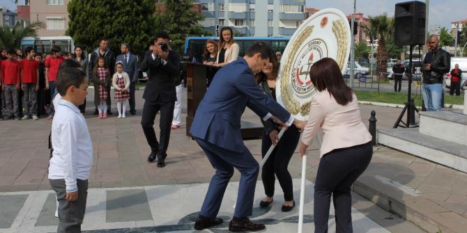 Edremit’te 23 Nisan Coşkusu